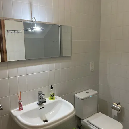 Дом отдыха Dorms & Doubles *